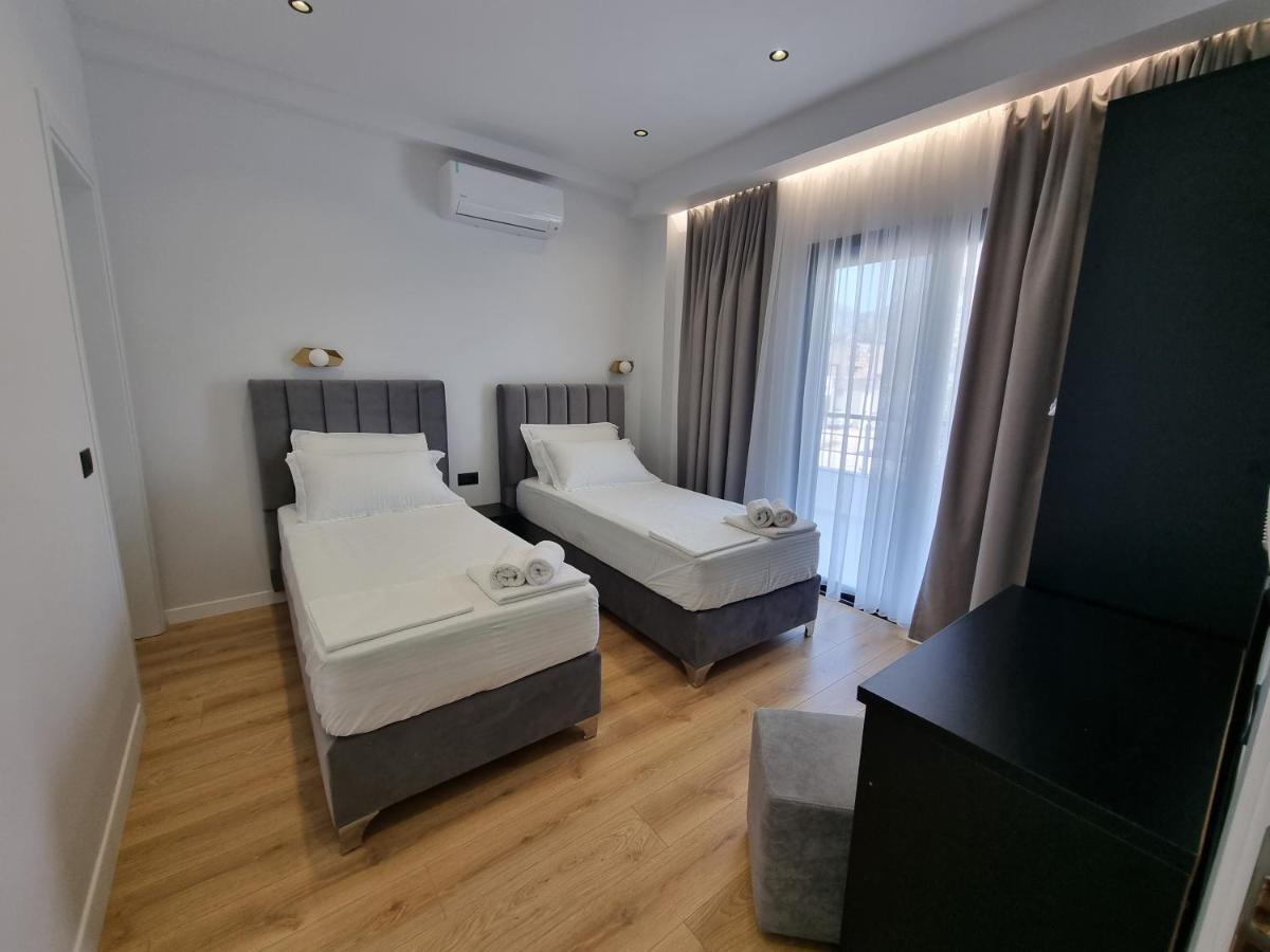 White Villa Пермети Экстерьер фото
