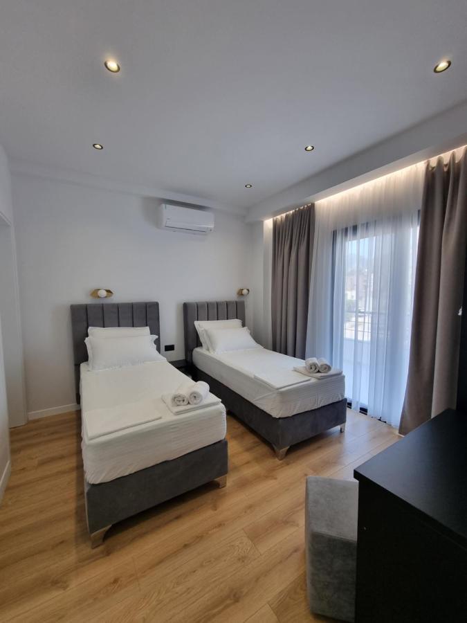 White Villa Пермети Экстерьер фото